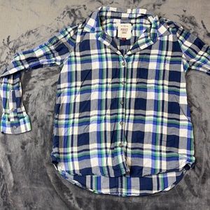 Women’s plaid button up long sleeve